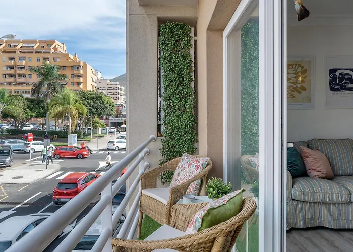 Marte Centro * Los Cristianos (Tenerife)